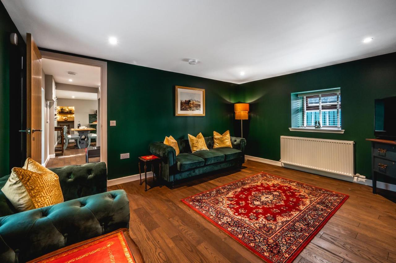 Luxury Cottage With Mountain View'S Cononbridge Exterior photo